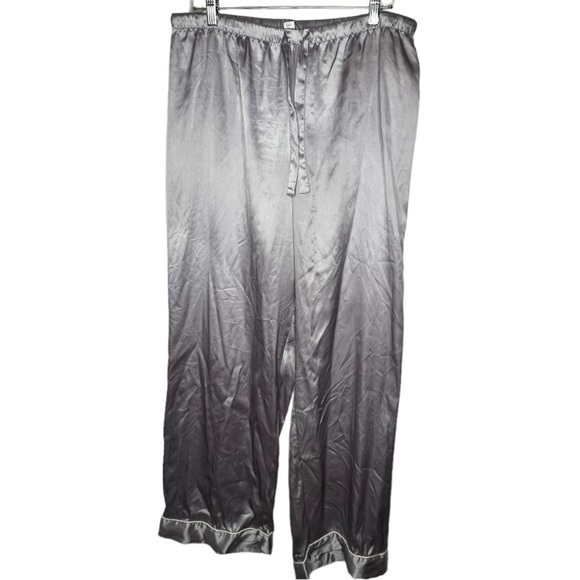 Victoria's Secret Pajama‎ Pants - Picture 1 of 6
